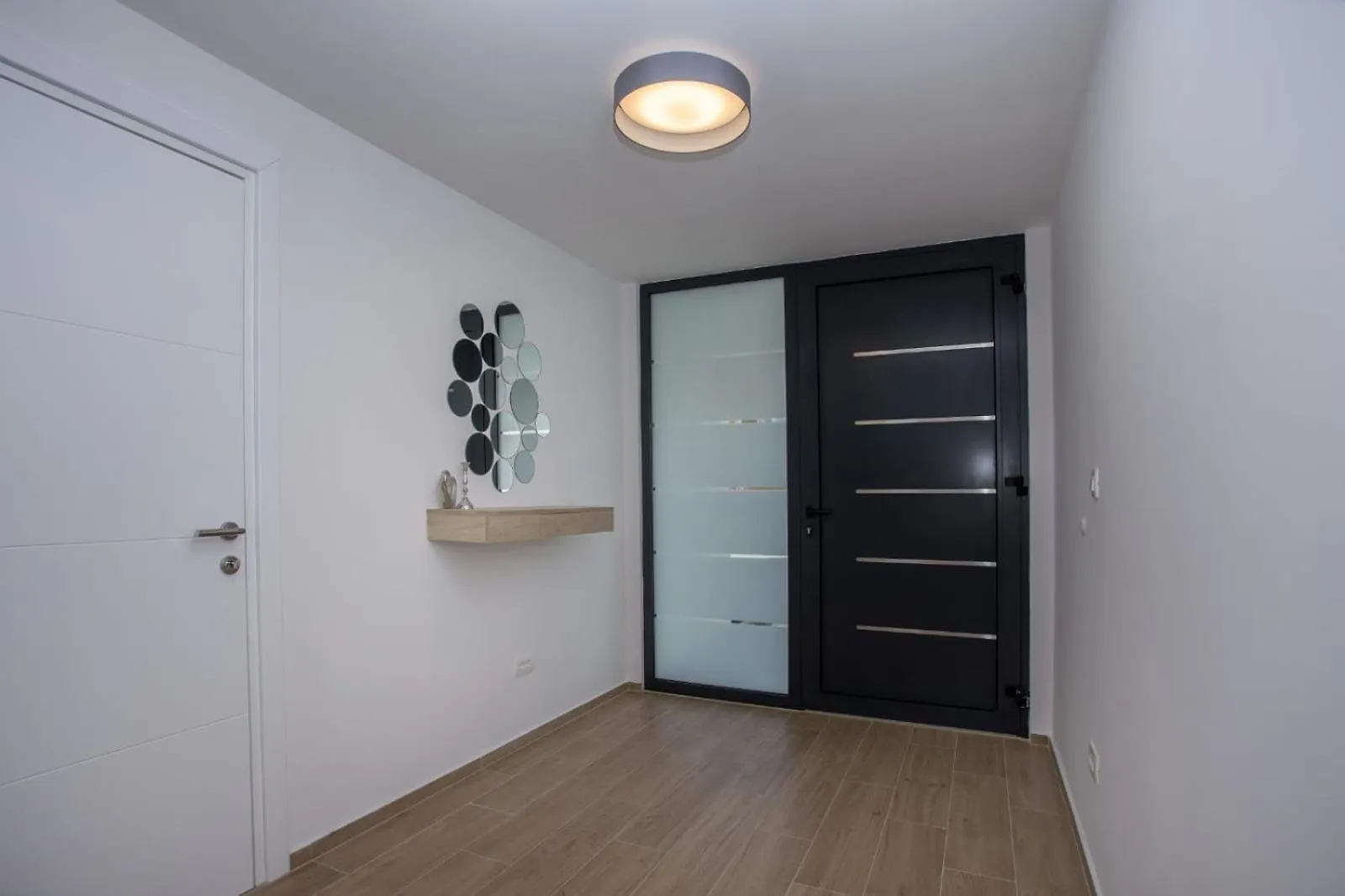 Villa Tesa 2 Donji Okrug  Apartment
