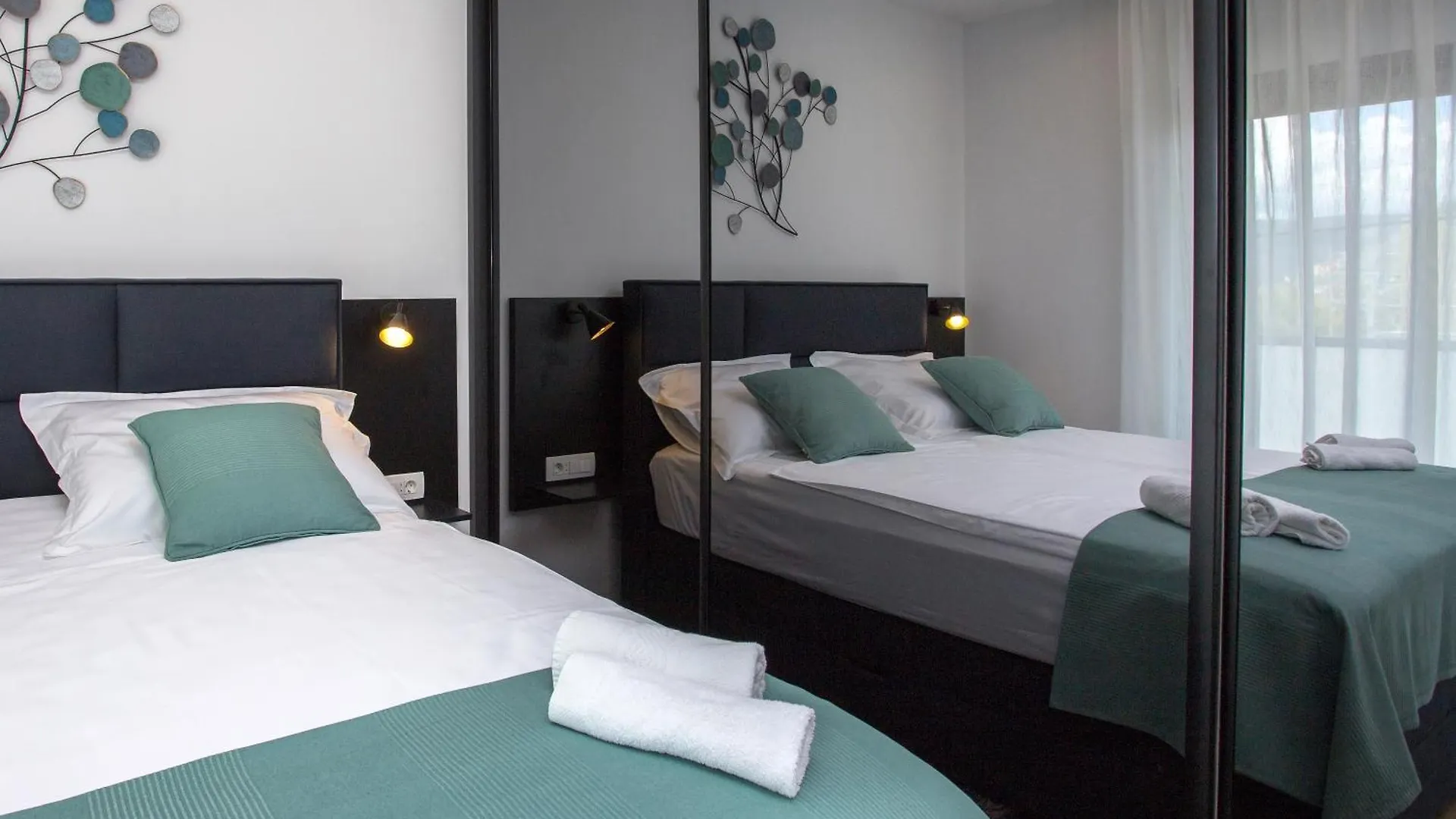 Apartment Villa Tesa 2 Donji Okrug